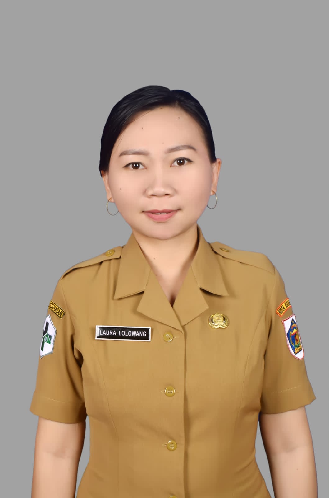LAURA LOLOWANG