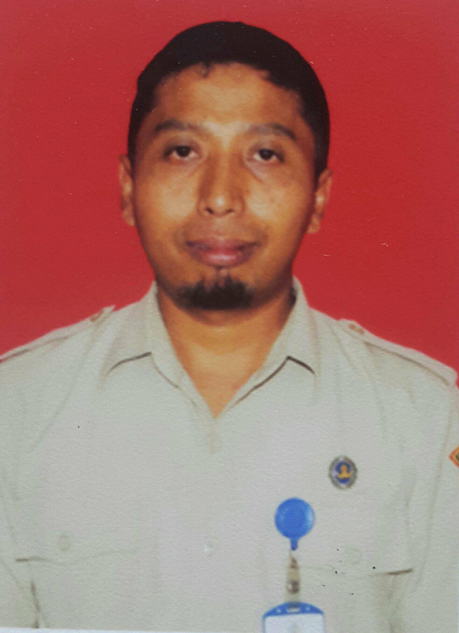 AMIR MAHMUD