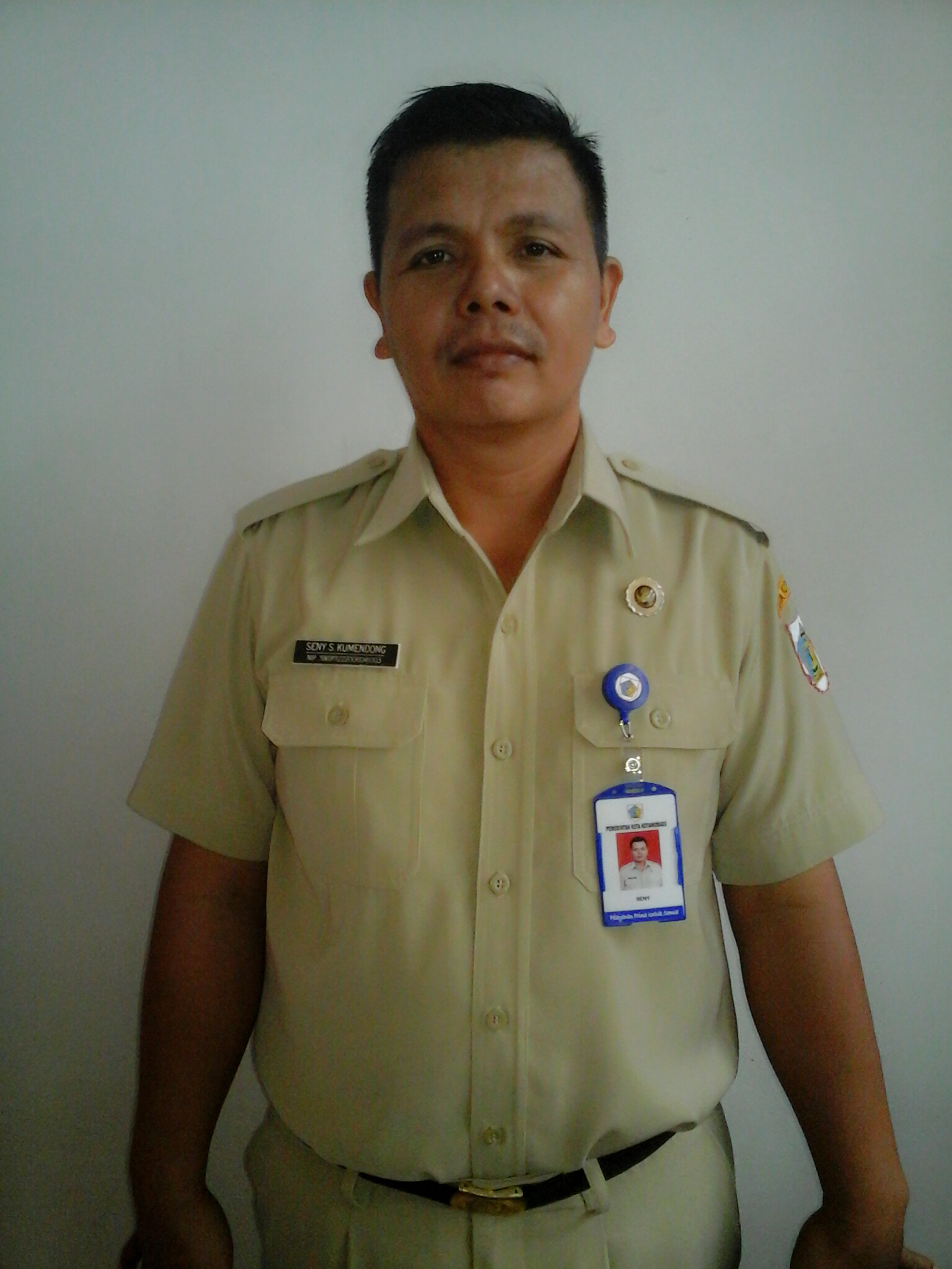 SENY SEMUEL KUMENDONG