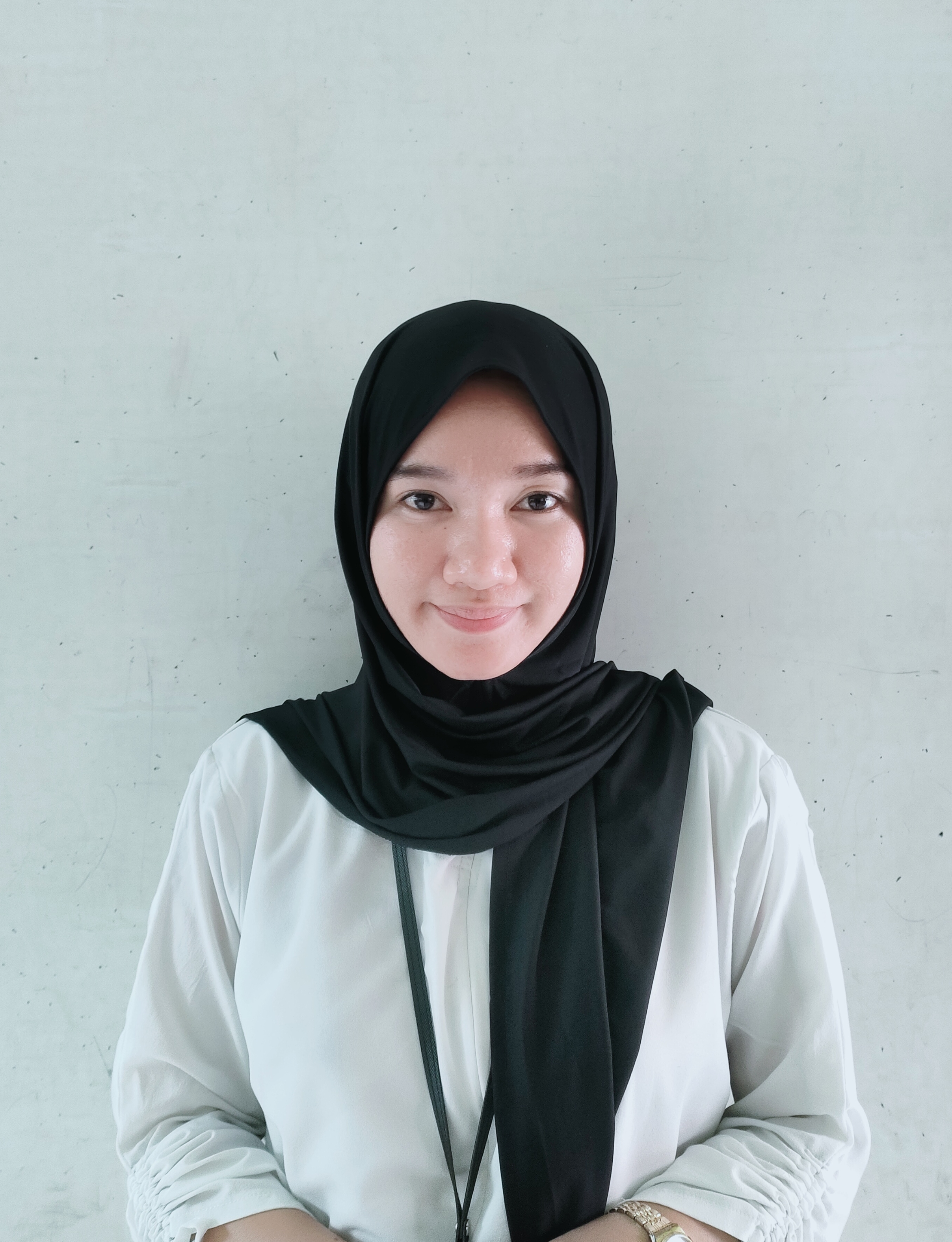 PUTRI NOVELIA SYAHARUDIN
