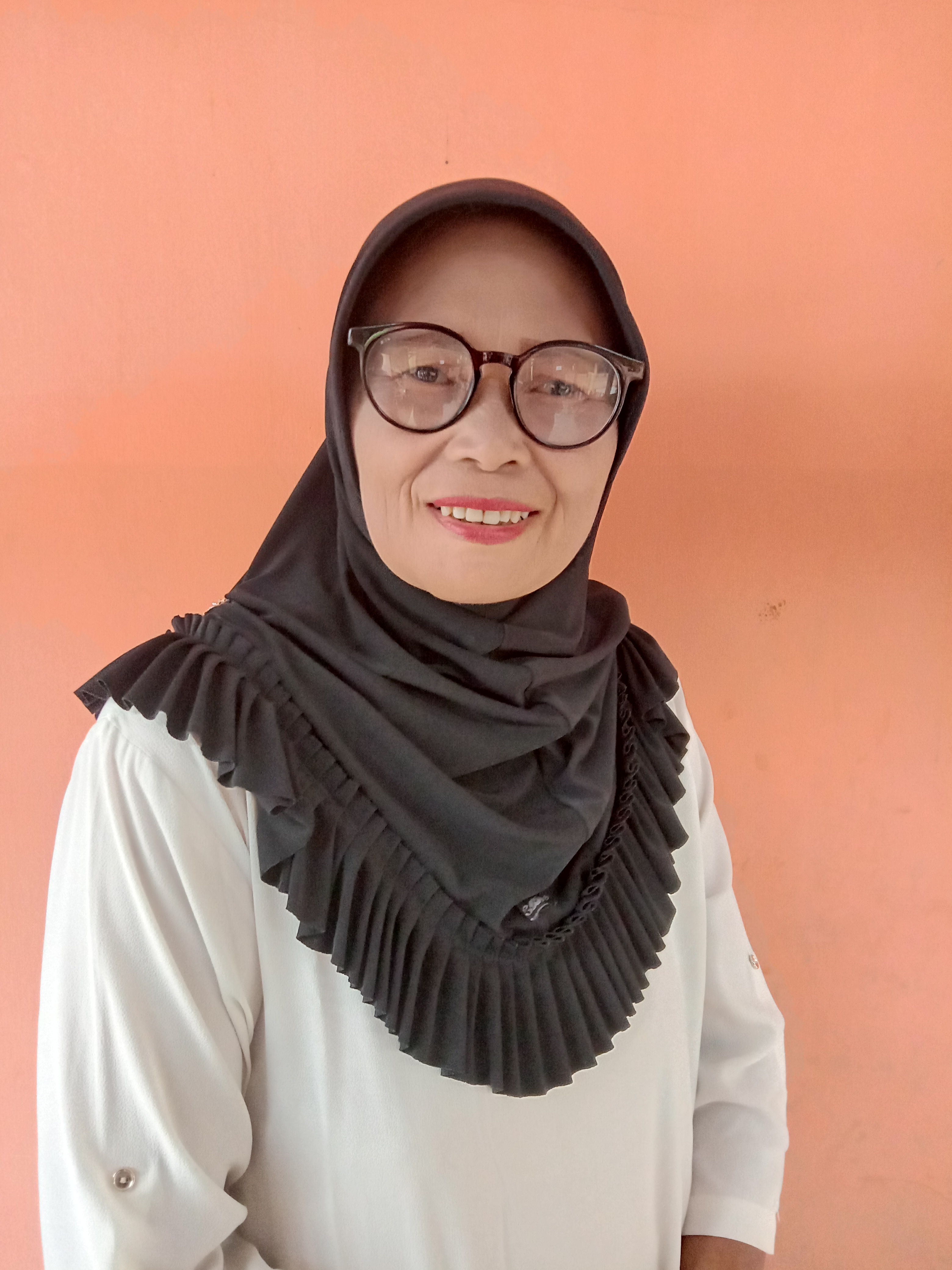 HASNA MOKOGINTA