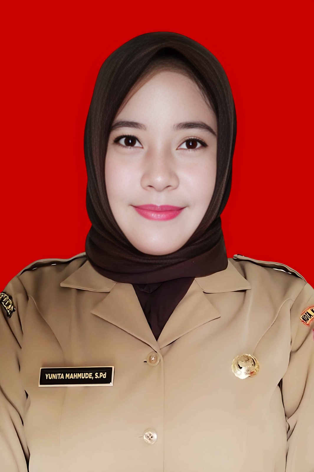 YUNITA MAHMUDE